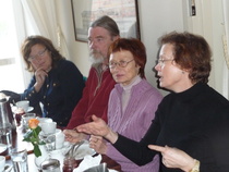 Keskustelua Cafe Engelissä