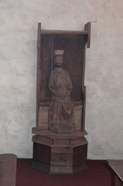 Tenholan kirkossa oleva Pyhä Olavin patsas
/Risto Rasinen