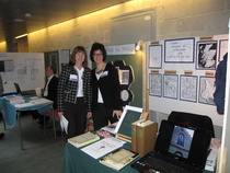 Kati ja Kati-Susanna yhteiskuvassa